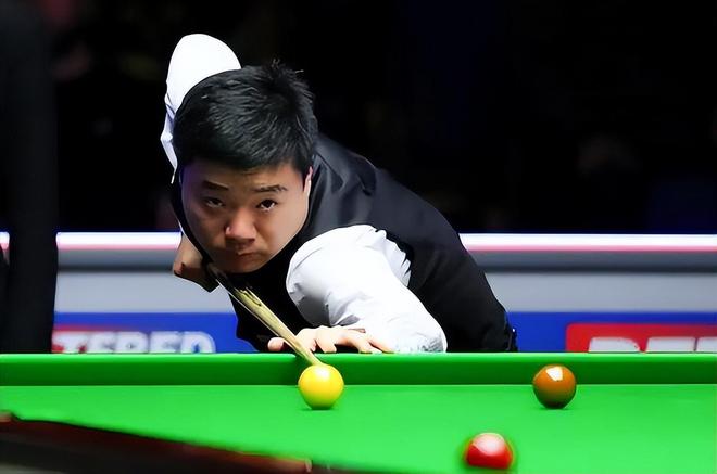 全面即战力！陈林坚10中4&三分6中3拿到12分5板2助1断