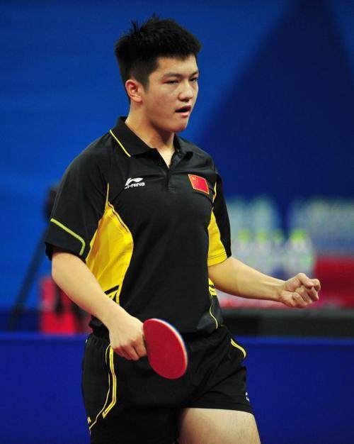 埃弗顿球员手球未被判点球，桑德兰球迷愤怒