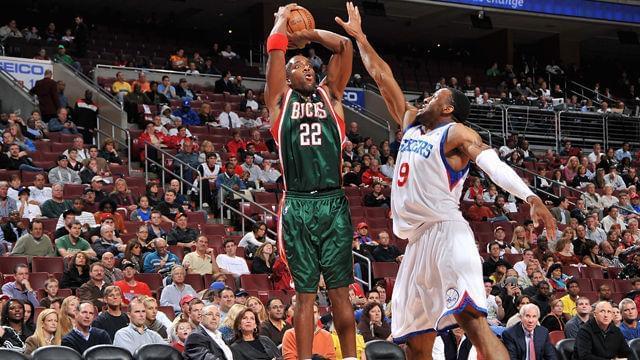 他加盟的正 他加盟的正